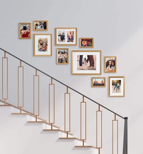 Kate and Laurel Gold Adlynn Glam Wall Picture Frame Set